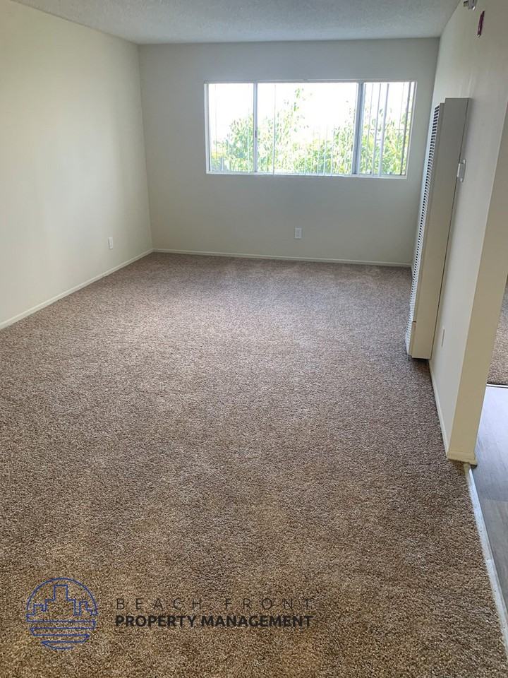 1310 W. D Street - Photo 4 of 16
