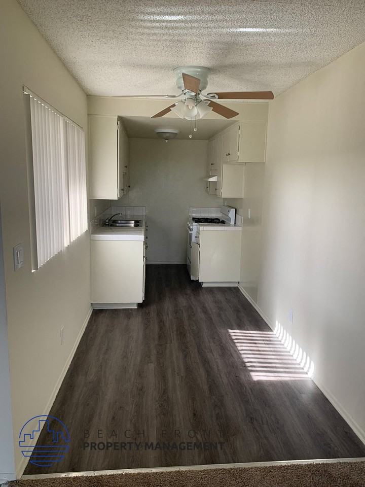 1310 W. D Street - Photo 2 of 16