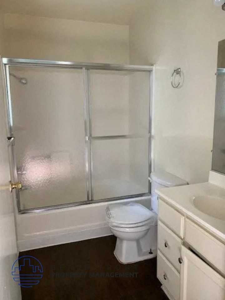 1310 W. D Street - Photo 7 of 16