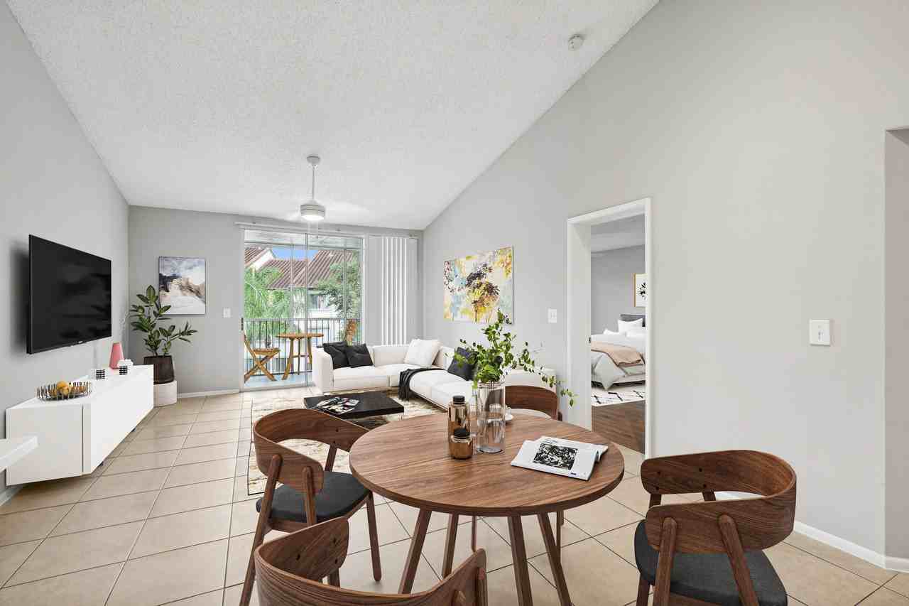 Sabal Pointe - Photo 4 of 49