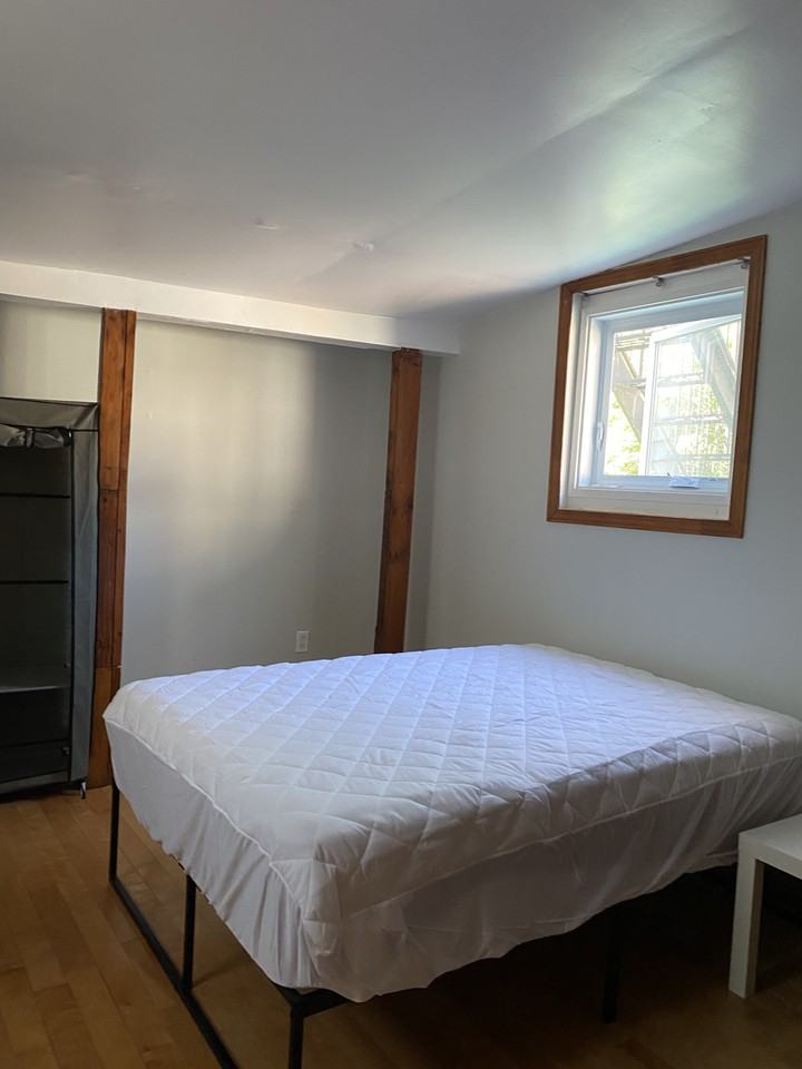 656 O'Connor Street #1 - Photo 2 of 4