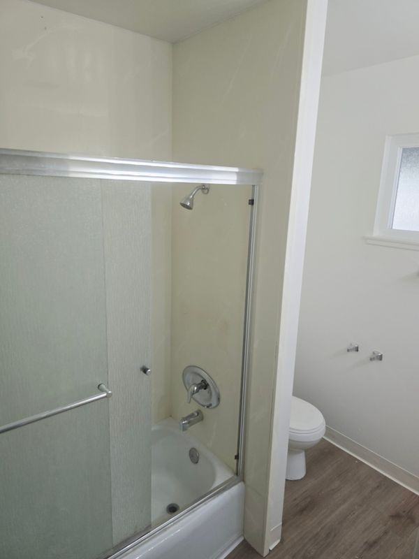 393 N Oak St ##F - Photo 3 of 9