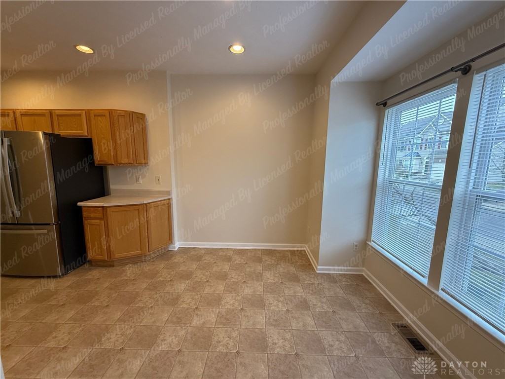 3834 Grant Ave - Photo 5 of 44