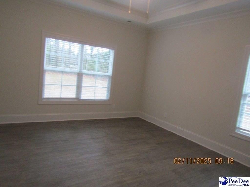 1335 Fairlane Dr - Photo 4 of 18