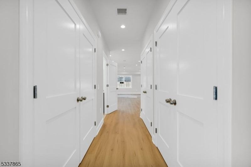 334 Oregon St - Photo 3 of 43