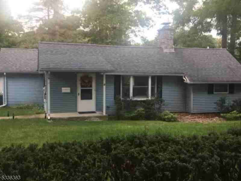 3 Oak Tree Ln - Photo 2 of 7