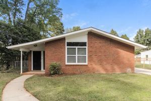 featured image of 5401 Venado St