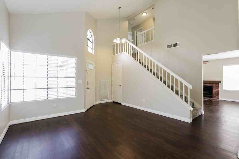 7749 Isley Ave - Photo 6 of 17