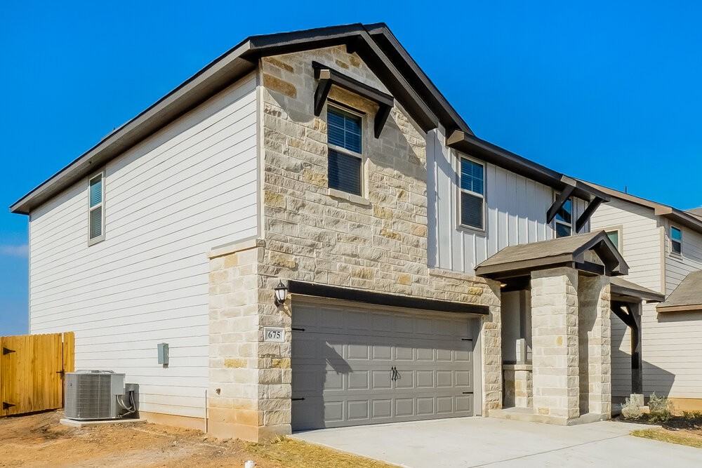 675 Myrtle Path - Photo 4 of 16