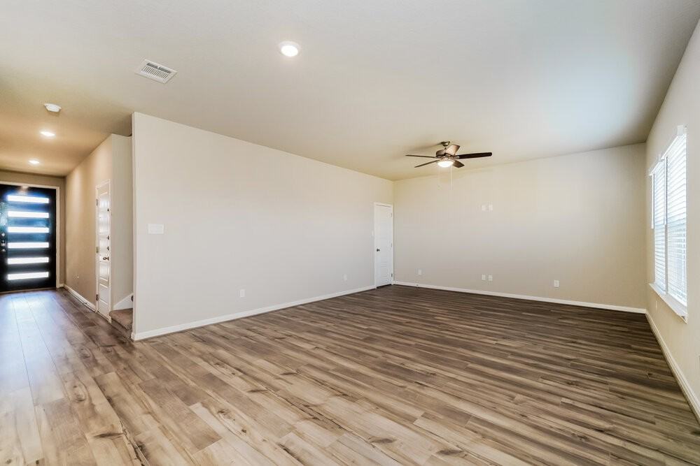 675 Myrtle Path - Photo 7 of 16