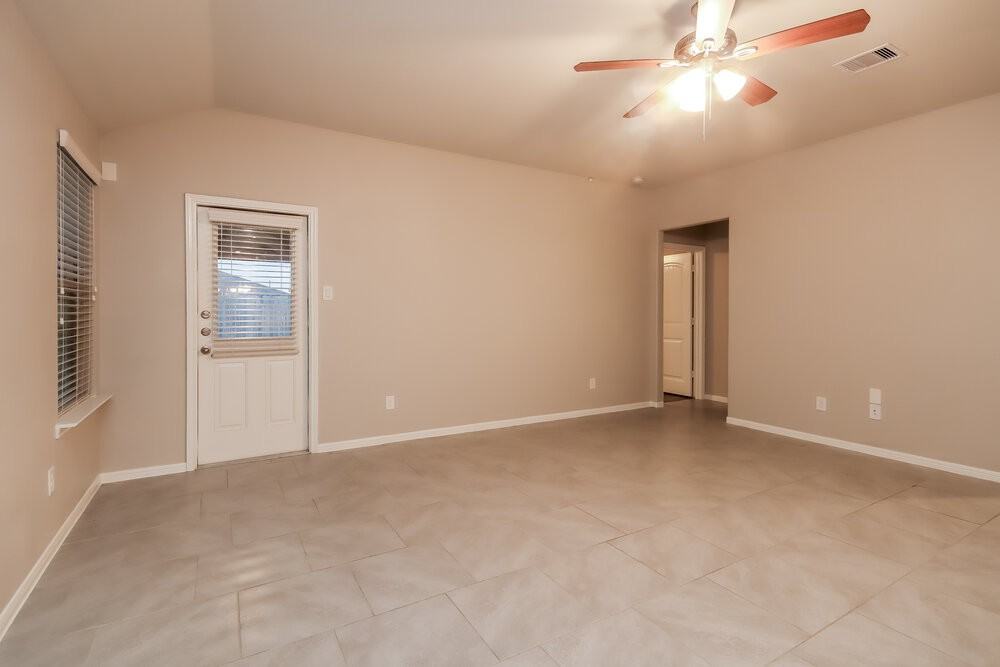 407 Ashley Falls Ln - Photo 3 of 16