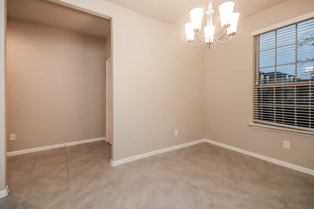 407 Ashley Falls Ln - Photo 7 of 16