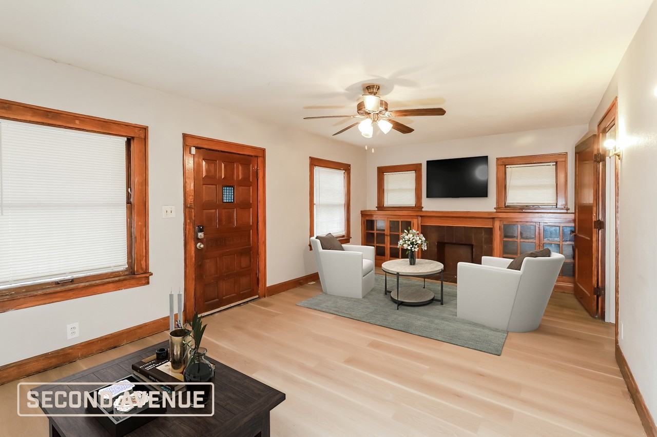 1516 E 50th Ter - Photo 2 of 24