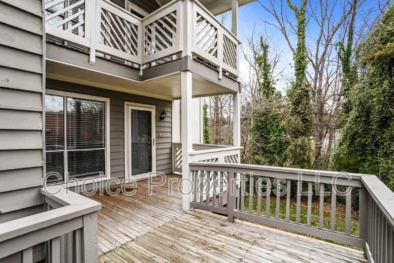 7435 Ashfield Ct - Photo 2 of 16