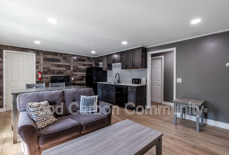 42 Water St - Photo 2 of 14