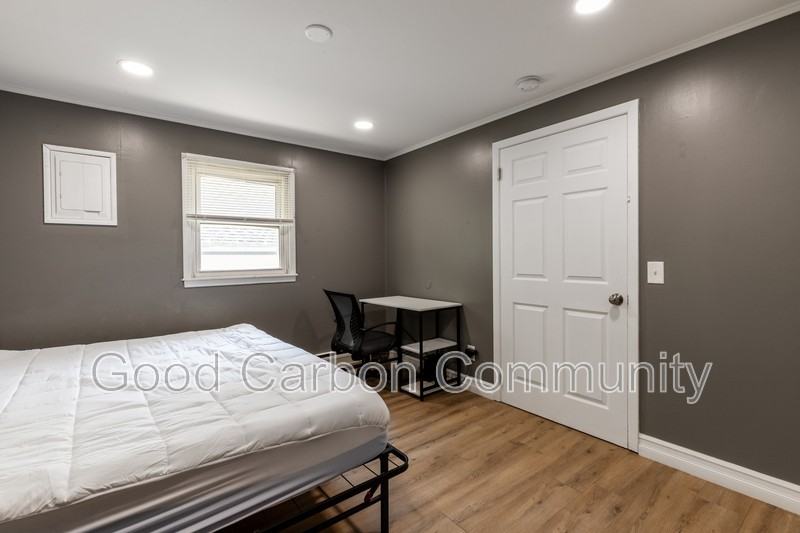 42 Water St - Photo 7 of 14