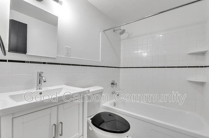 111 Porter Ave - Photo 6 of 24