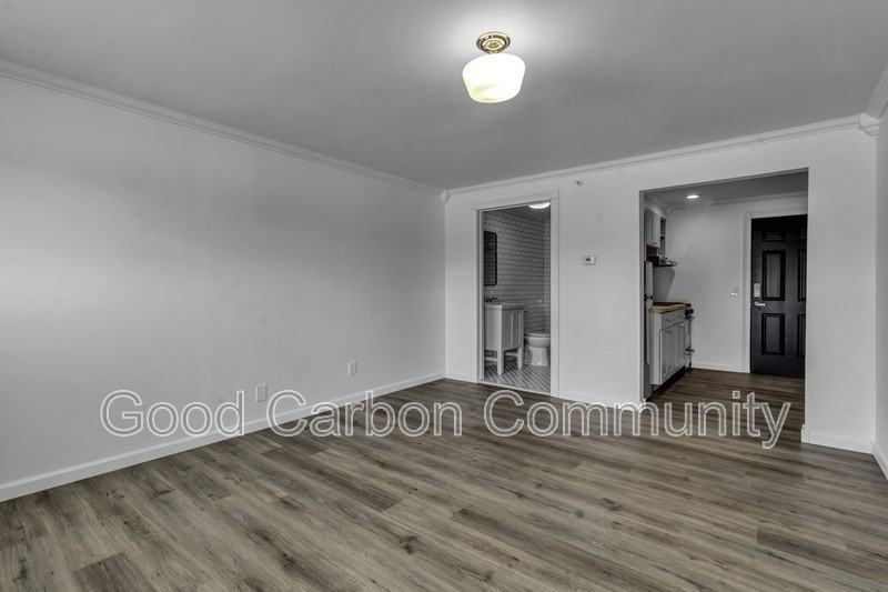 1725 Grand Island Boulevard #14 - Photo 4 of 5