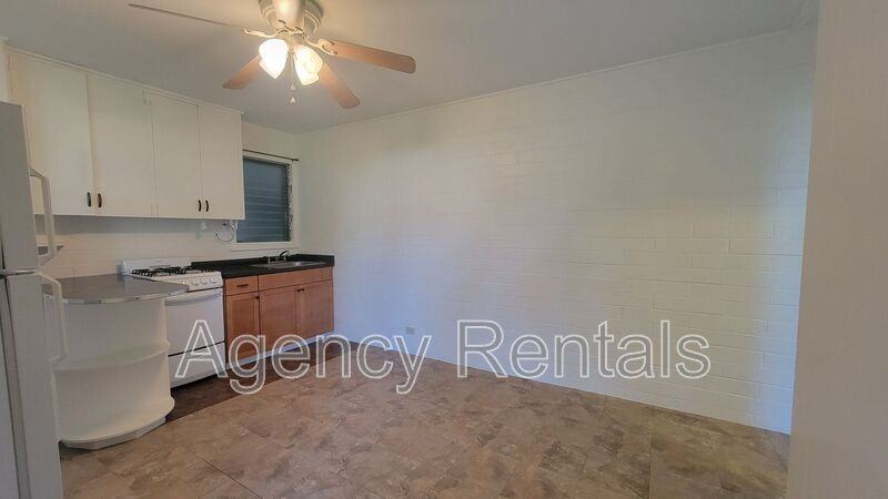 1114 Lunalilo St - Photo 3 of 8