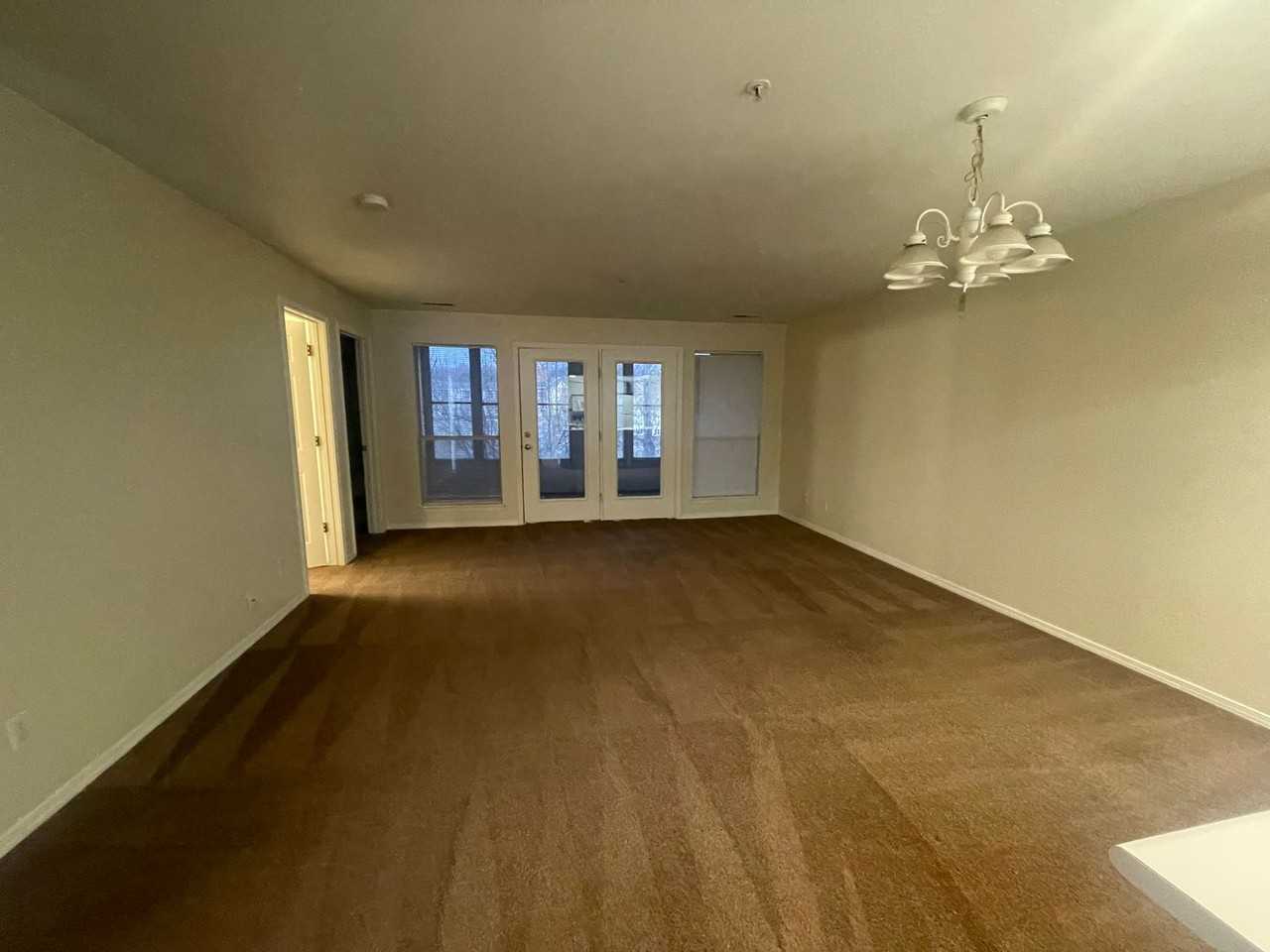 200 Golfview Dr #5