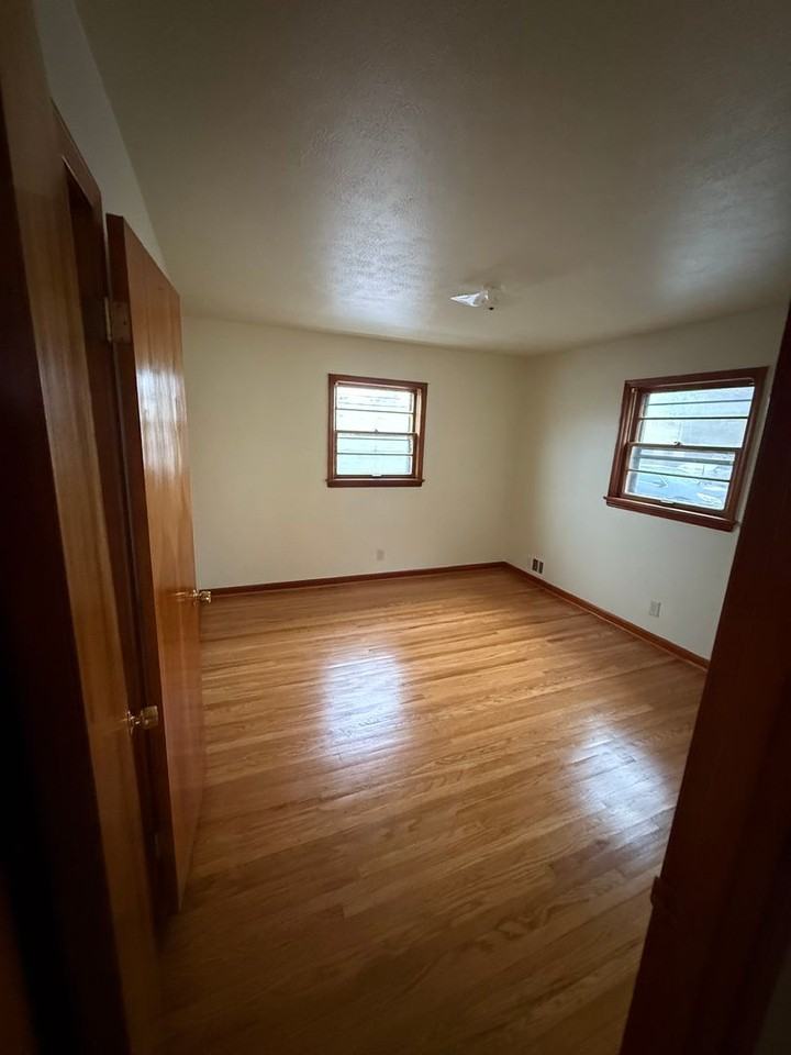 4301 Wooded Way - Photo 7 of 7