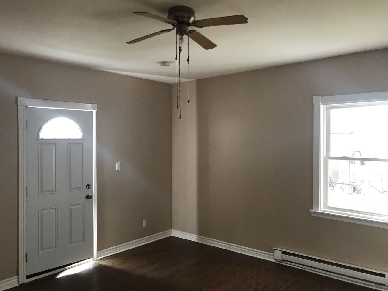 356 Ritson Road South #2 - Photo 6 of 13