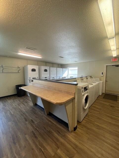 Willow Springs Apartments - Photo 3 of 48