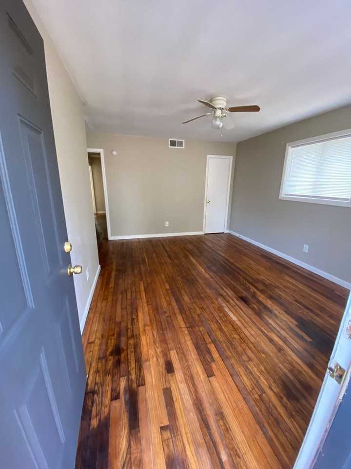 4822 Wellborn Dr - Photo 7 of 14