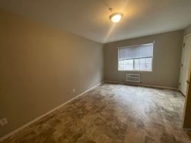 Club (D-04) - Photo 1 of 1