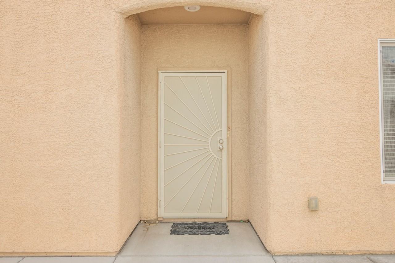 2609 Desert Sparrow Ave - Photo 3 of 50