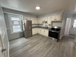 featured image of 82 Pine St