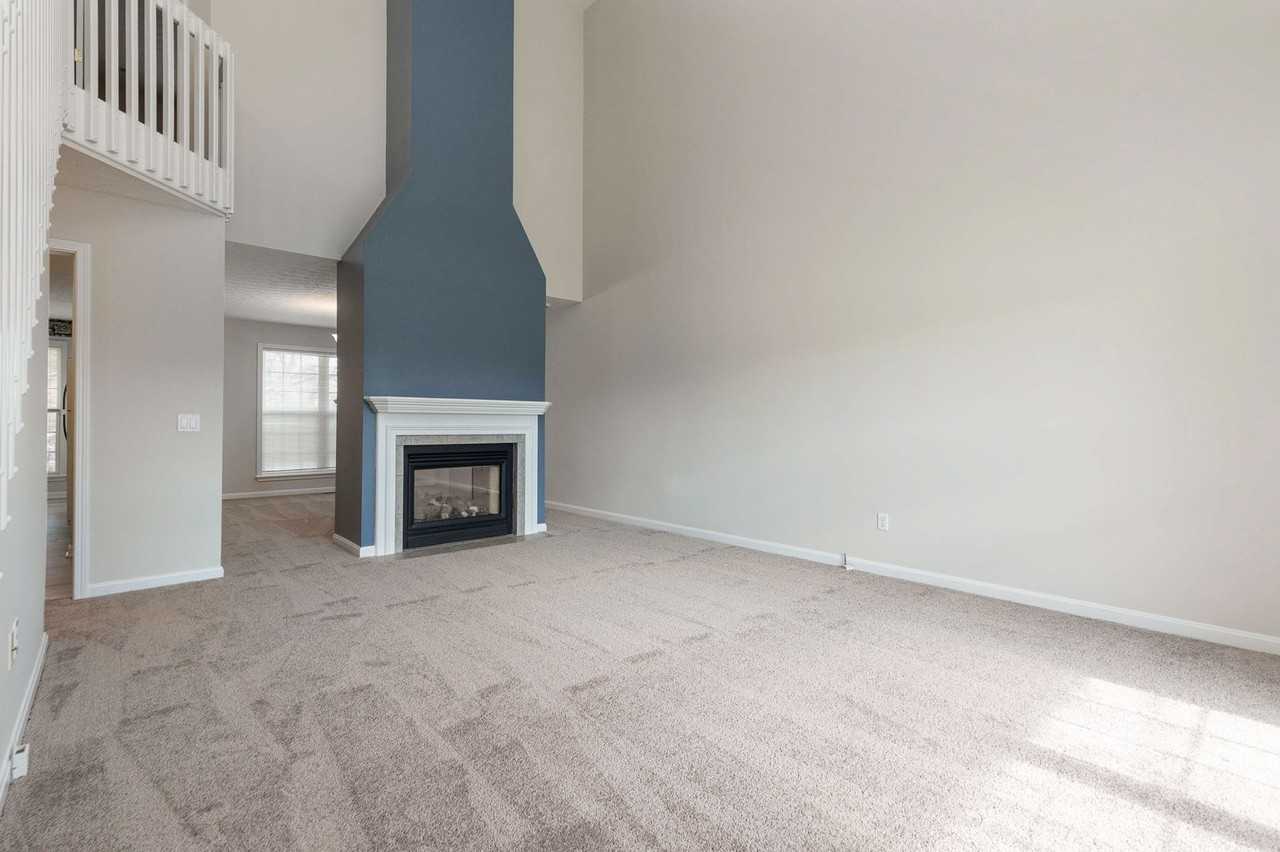 10117 John Ashley Ct - Photo 3 of 42
