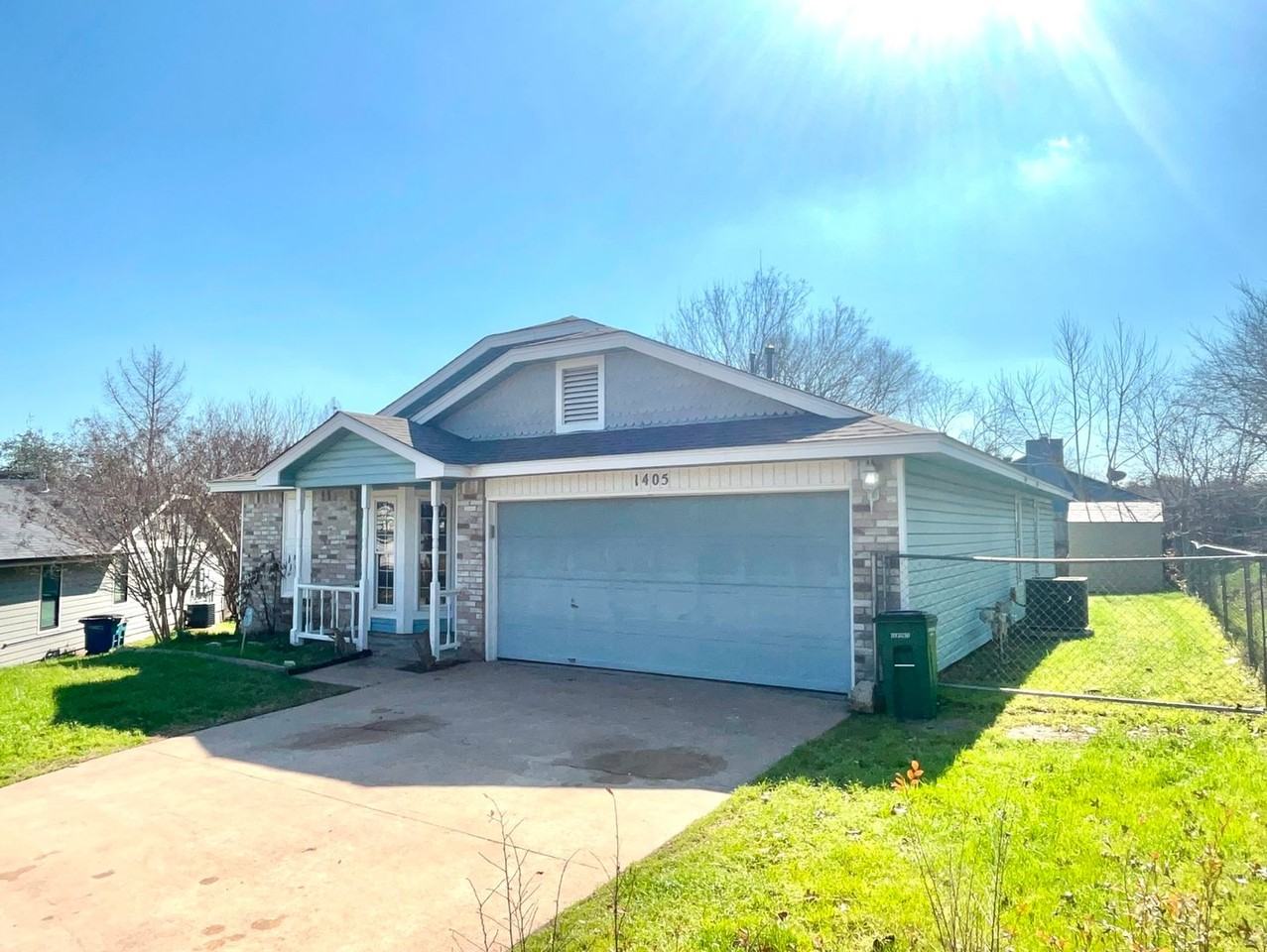 1405 Brixham Cv - Photo 2 of 16