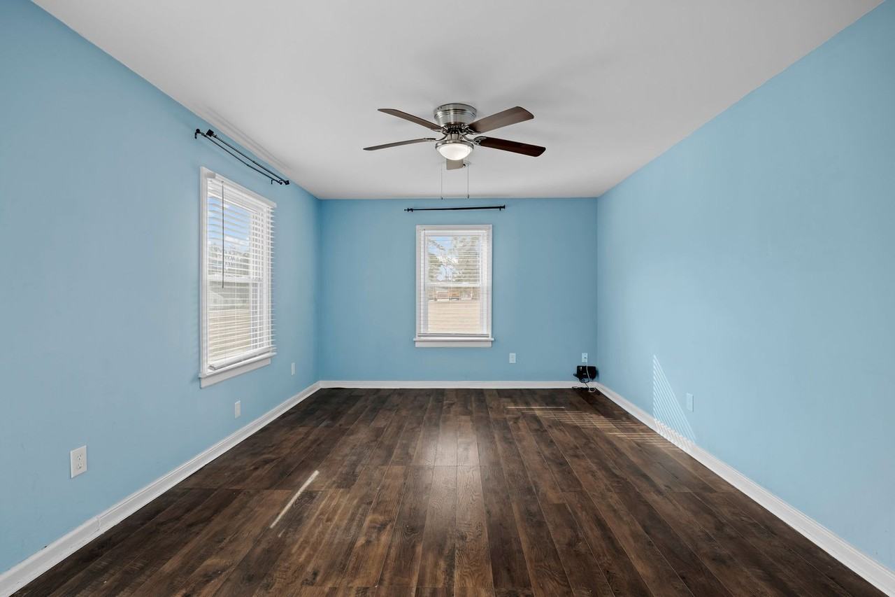 6156 Strathmore Rd - Photo 6 of 29