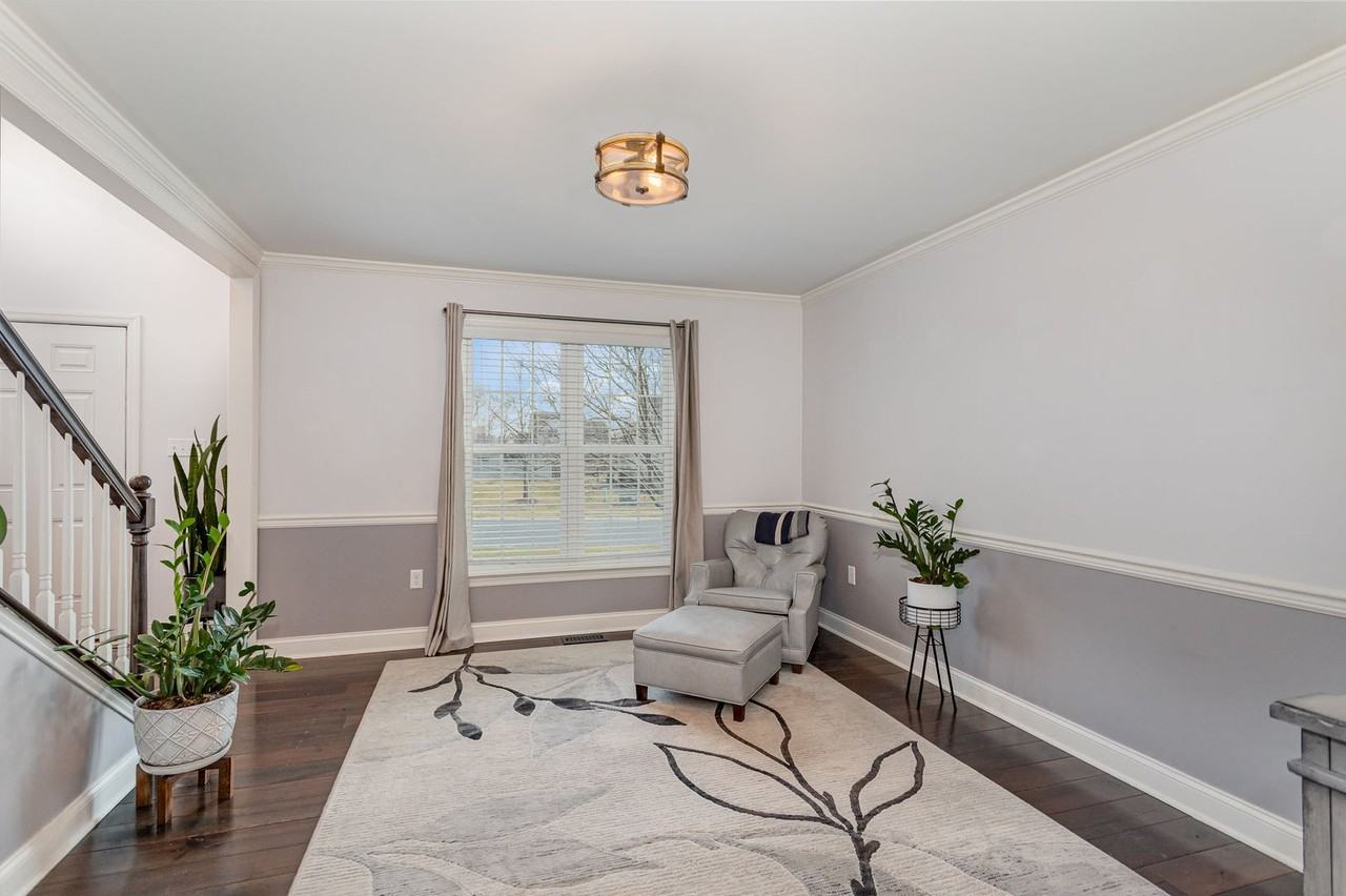 105 Shade Tree Dr - Photo 3 of 31