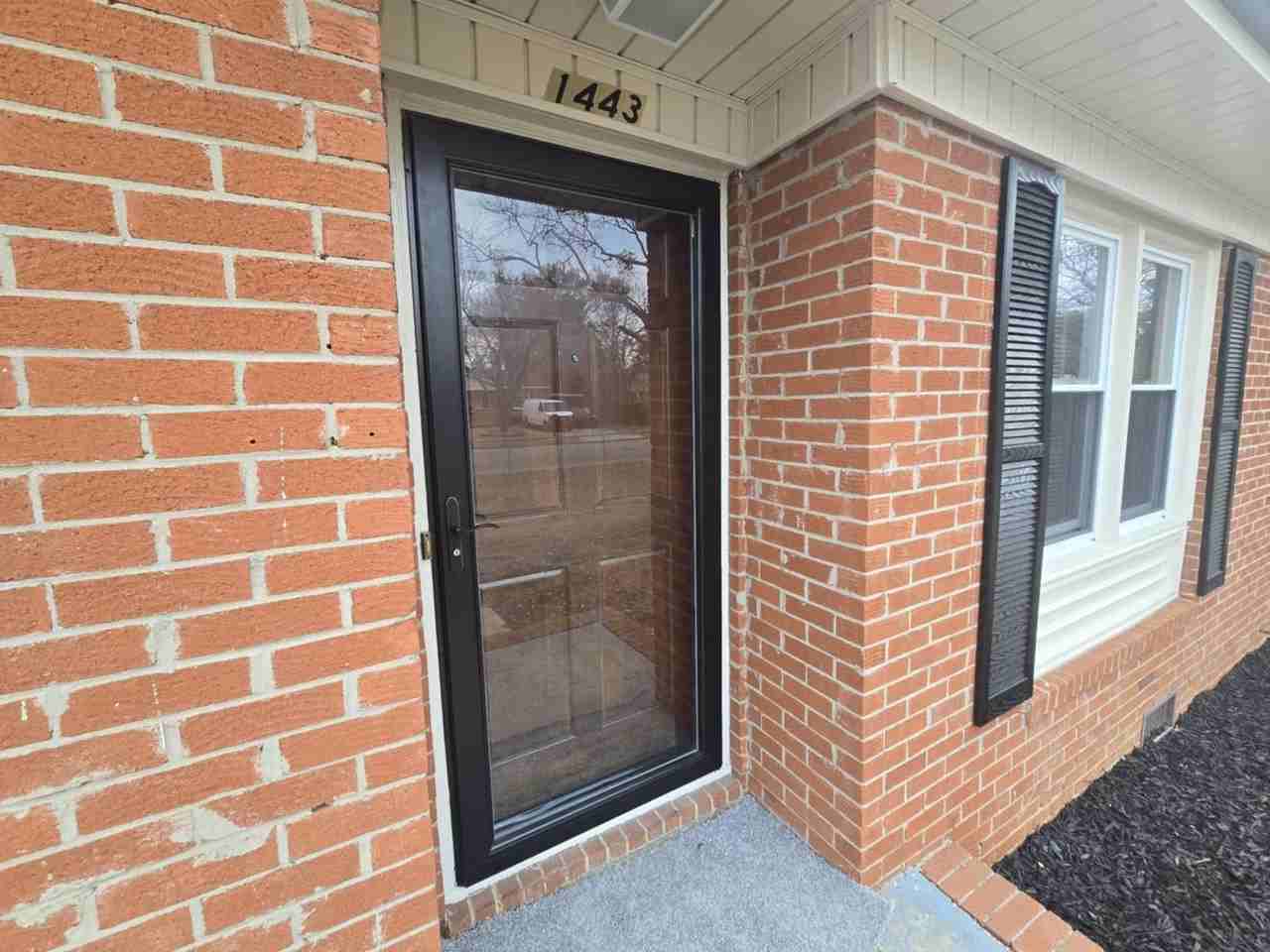 1443 Larkhall Dr - Photo 3 of 19