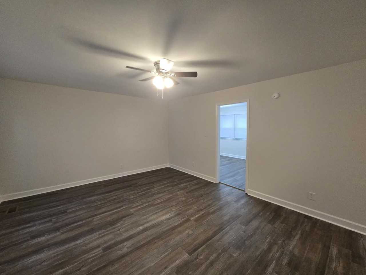 1443 Larkhall Dr - Photo 4 of 19