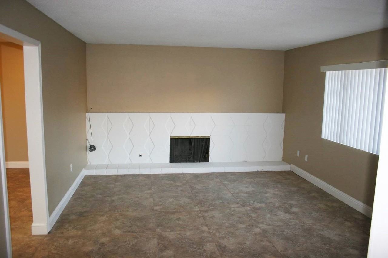 5409 Le Conte Ave - Photo 2 of 20