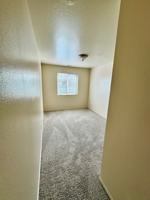 featured image of 916 Shirley Pl #H