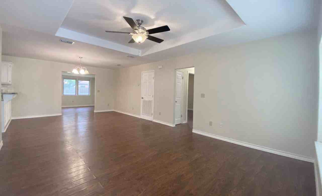 1708 N 6th St - Photo 5 of 24