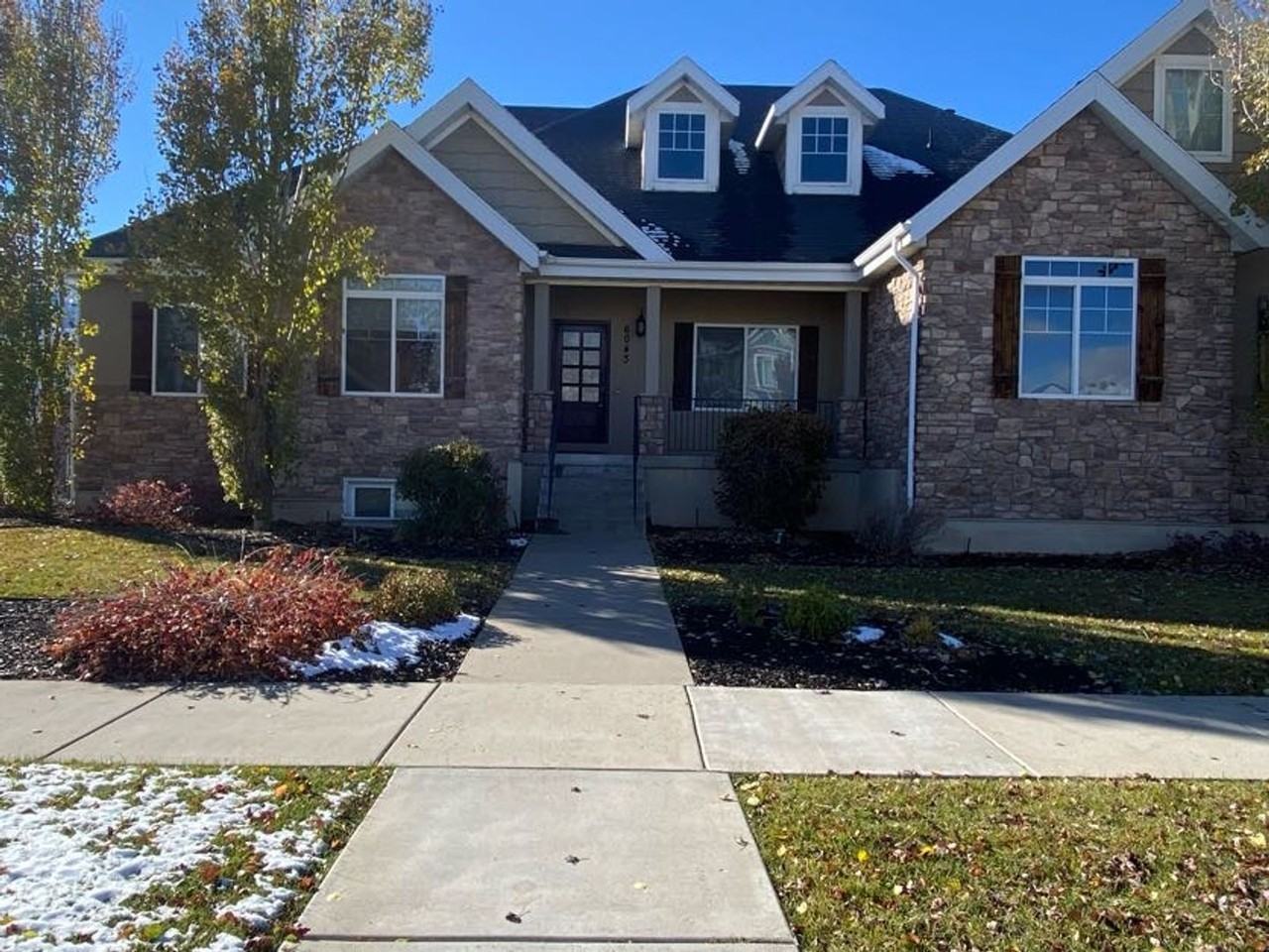 6043 Stampede Ln - Photo 2 of 27