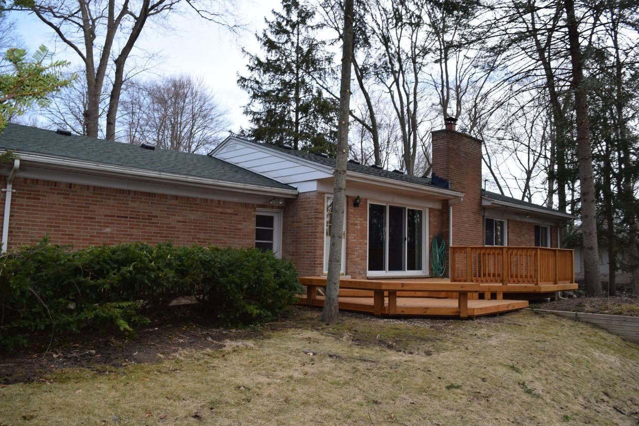 28519 Green Willow St - Photo 3 of 34