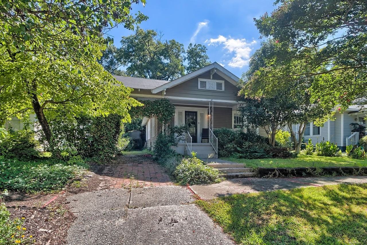 2134 Wallace St - Photo 2 of 31