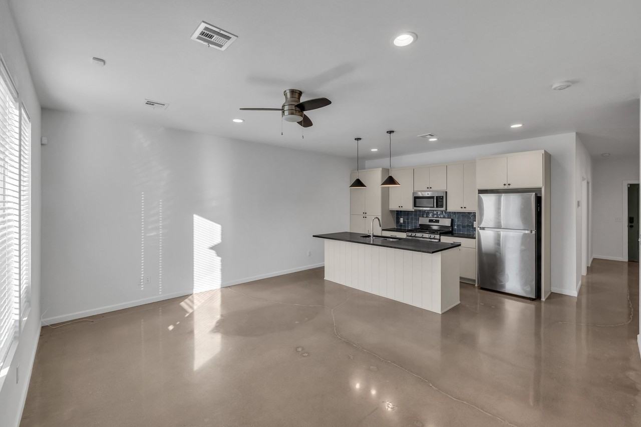 P.57 Kode Properties, LLC 1236 - Photo 5 of 27