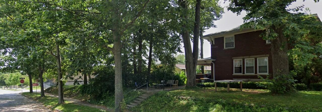 505 N Fess Ave - Photo 2 of 2