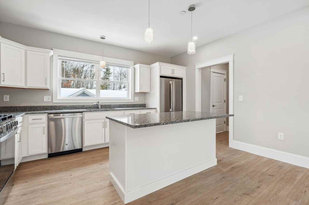 Green Hill Commons - Photo 2 of 30