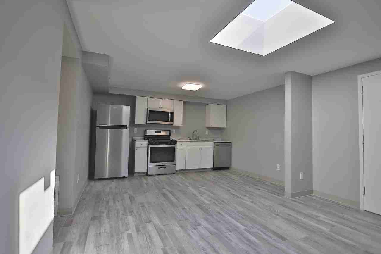 1100 Lincoln Highway - Photo 3 of 17