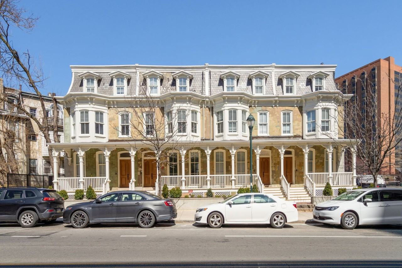 1-Bedroom Apartment in Center City! - Photo 2 of 2