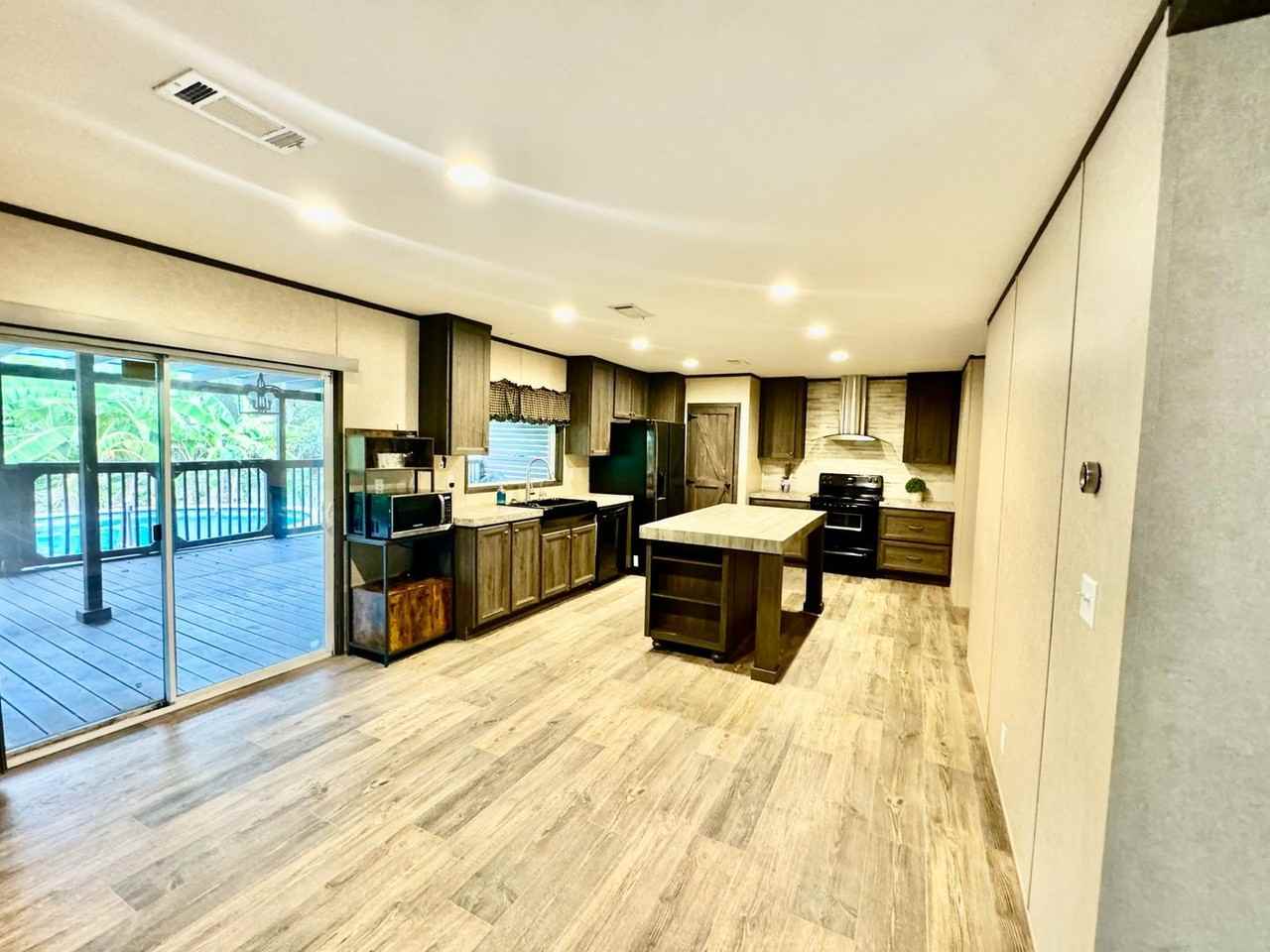 4744 County Road 506 - Photo 2 of 28