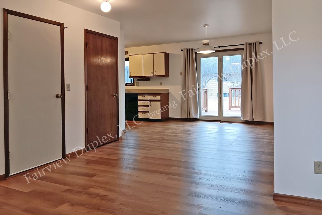 1610 Fairview Drive - Photo 6 of 14